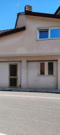 Foto Appartamento in affitto a Chiampo