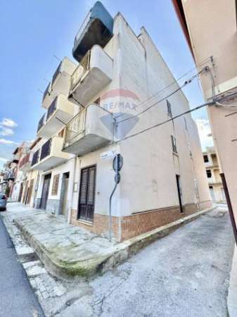 Foto Appartamento in affitto a Cinisi