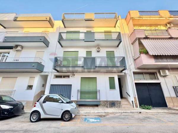 Foto Appartamento in affitto a Cinisi