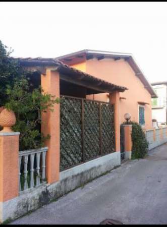 Foto Appartamento in affitto a Cinquale - Montignoso 30 mq  Rif: 1329447