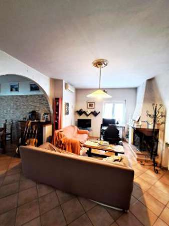 Foto Appartamento in affitto a Cinquale - Montignoso 80 mq  Rif: 1252597
