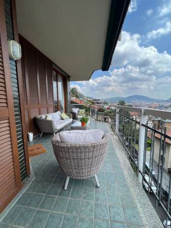 Foto Appartamento in affitto a Como