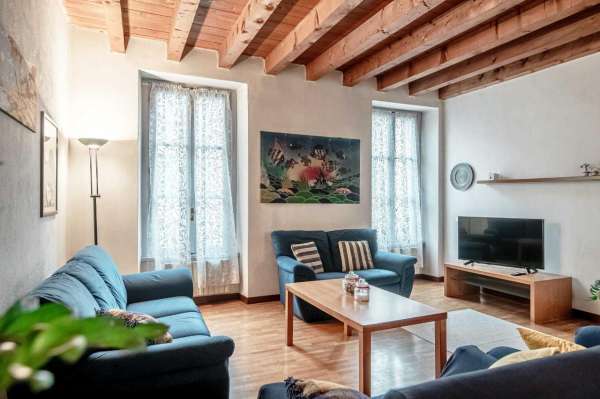 Foto Appartamento in affitto a Como