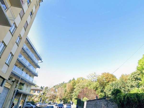 Foto Appartamento in affitto a Como