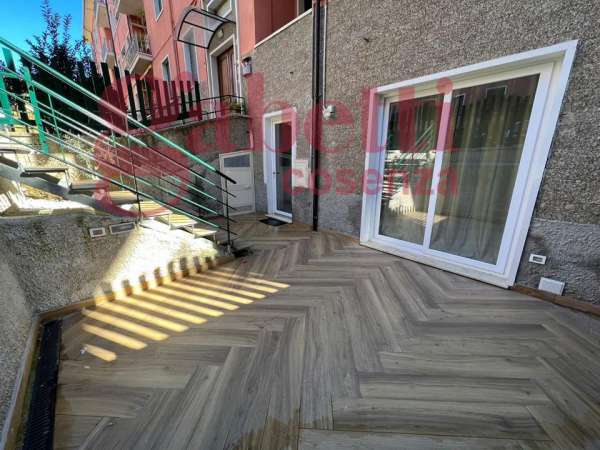 Foto Appartamento in affitto a Cosenza