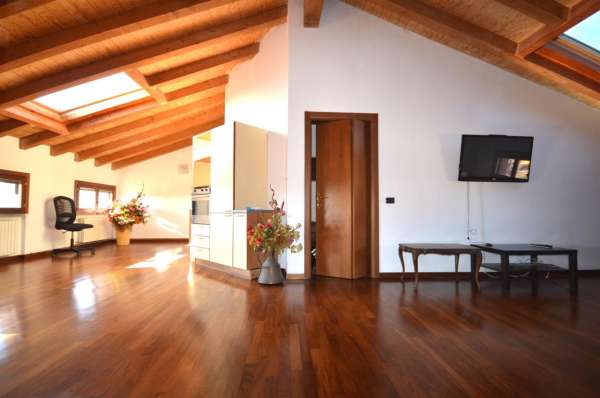 Foto Appartamento in affitto a Cusago