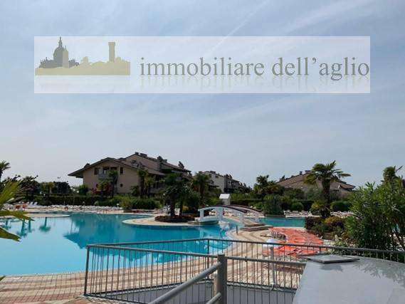 Foto Appartamento in Affitto a Desenzano del Garda