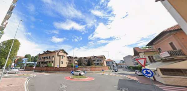 Foto Appartamento in affitto a Desio