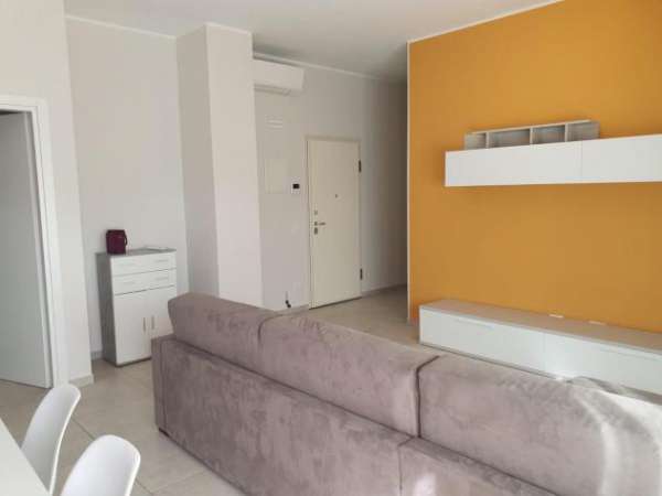 Foto Appartamento in affitto a Empoli 90 mq  Rif: 991874