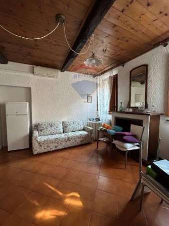 Foto Appartamento in affitto a Ferrara - 2 locali 52mq
