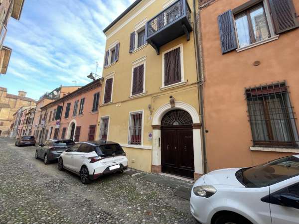 Foto Appartamento in affitto a Ferrara