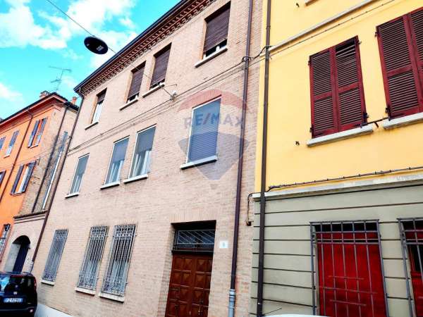Foto Appartamento in affitto a Ferrara