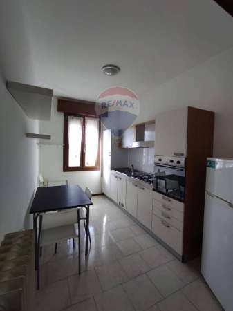 Foto Appartamento in affitto a Ferrara