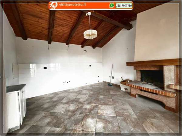 Foto Appartamento in affitto a Formia - 3 locali 80mq