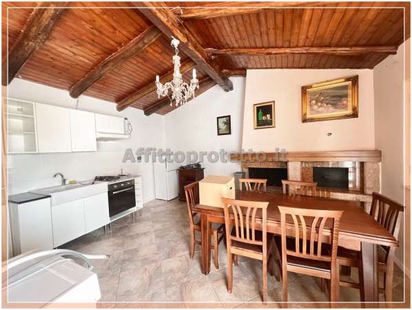 Foto Appartamento in affitto a Formia