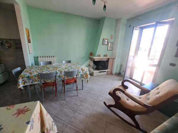 Foto Appartamento in affitto a Frosinone