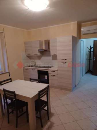 Foto Appartamento in affitto a Frosinone