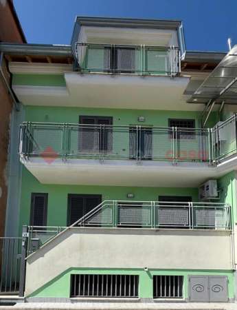 Foto Appartamento in affitto a Frosinone