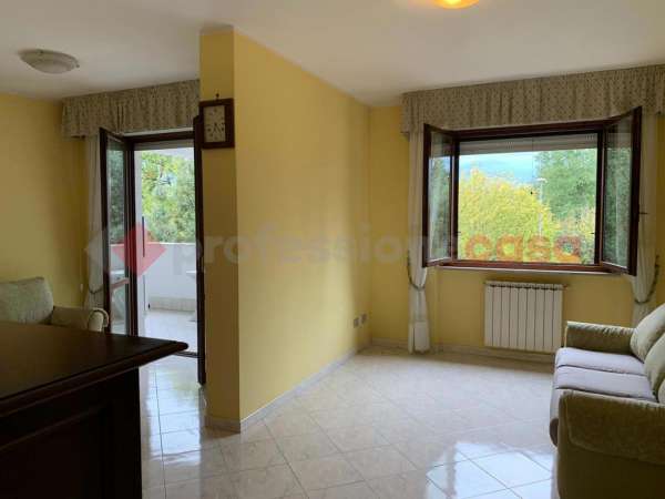 Foto Appartamento in affitto a Frosinone