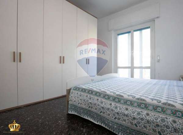 Foto Appartamento in affitto a Genova - 5 locali 96mq