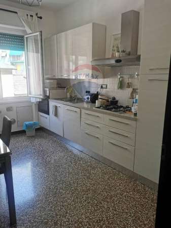 Foto Appartamento in affitto a Genova