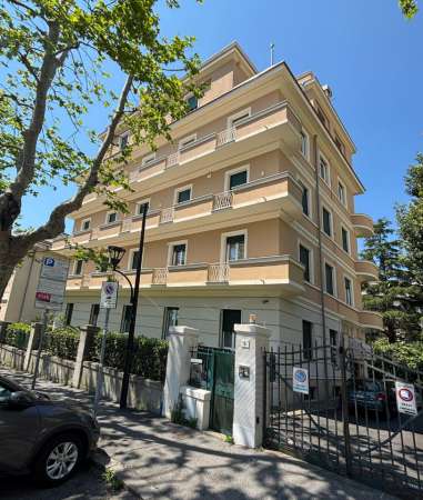 Foto Appartamento in affitto a Genova