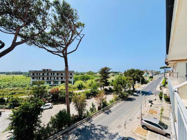 Foto Appartamento in affitto a Giugliano In Campania