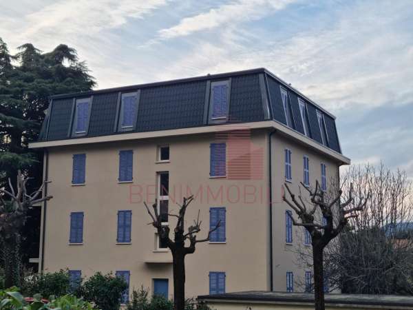Foto Appartamento in affitto a Iseo