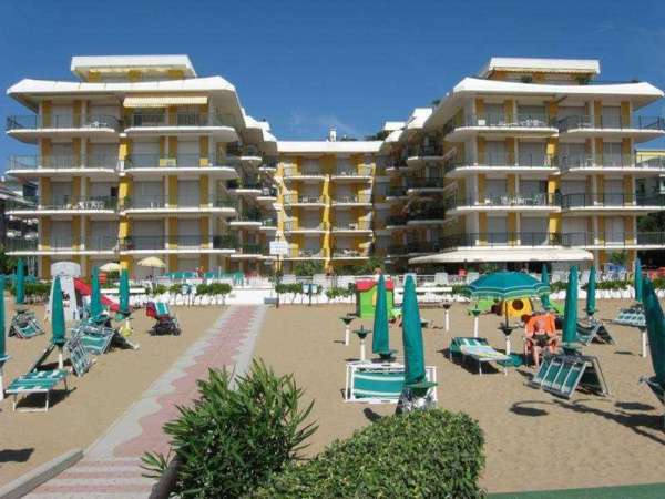 Foto Appartamento in affitto a Jesolo