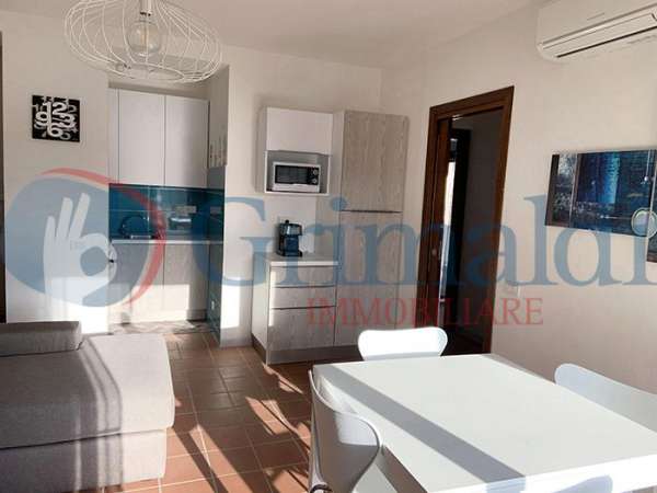 Foto Appartamento in affitto a La Maddalena