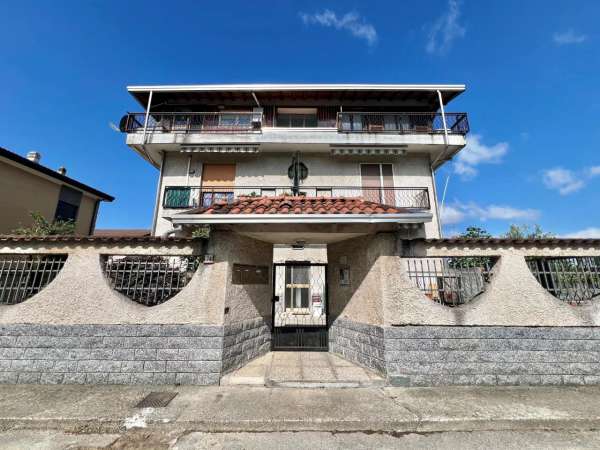 Foto Appartamento in affitto a Lainate