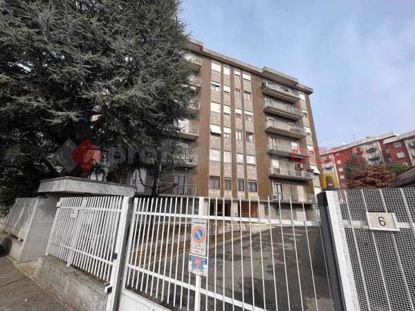 Foto Appartamento in affitto a Lainate