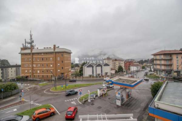 Foto Appartamento in affitto a Lecco - 3 locali 85mq