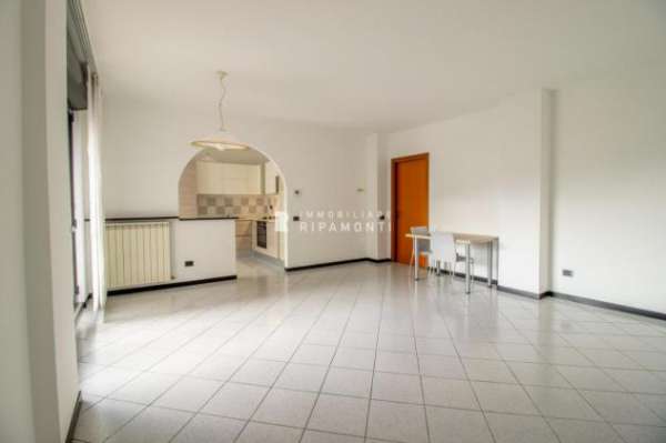 Foto Appartamento in affitto a Lecco - 3 locali 97mq