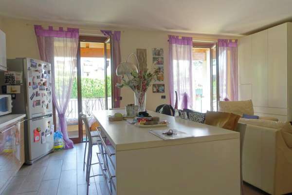Foto Appartamento in affitto a Lesmo