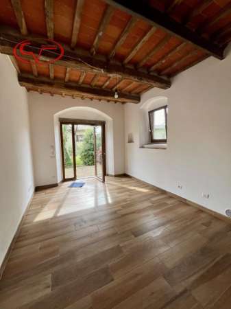 Foto Appartamento in affitto a Loro Ciuffenna