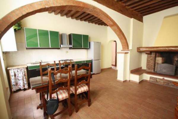 Foto Appartamento in affitto a Lucca 65 mq  Rif: 1005865