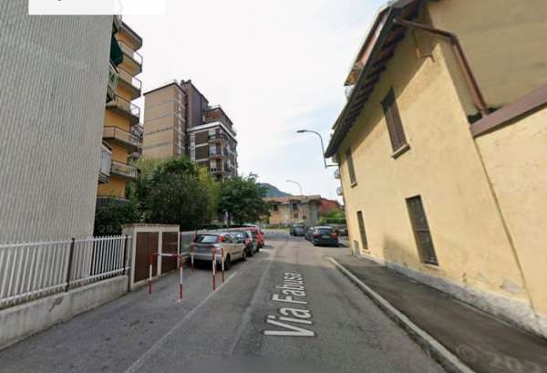 Foto Appartamento in affitto a Malgrate