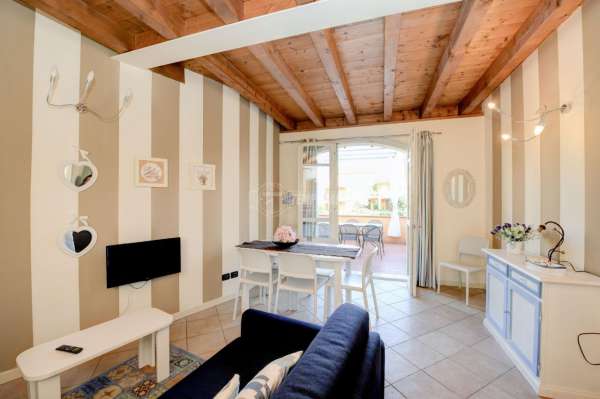 Foto Appartamento in affitto a Manerba Del Garda