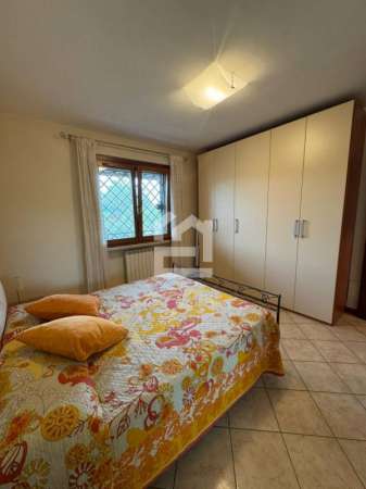Foto Appartamento in Affitto a Manerba del Garda Pieve
