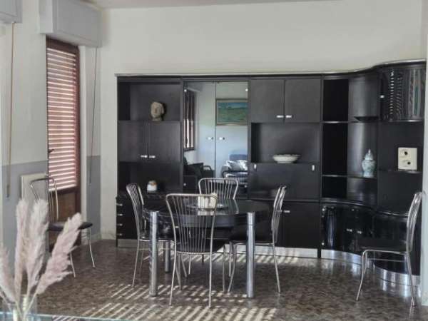 Foto Appartamento in affitto a Marina di Carrara - Carrara 100 mq  Rif: 1335233