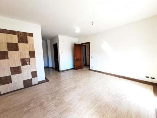 Foto Appartamento in affitto a Marina di Carrara - Carrara 90 mq  Rif: 1190341