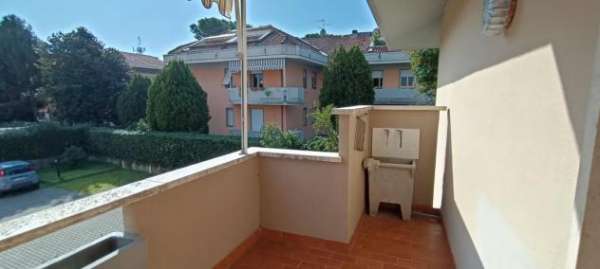 Foto Appartamento in affitto a Marina di Massa - Massa 60 mq  Rif: 1097909