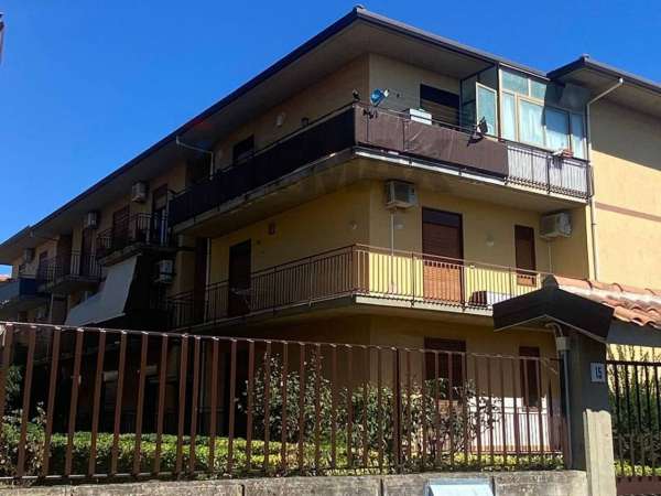 Foto Appartamento in affitto a Mascalucia