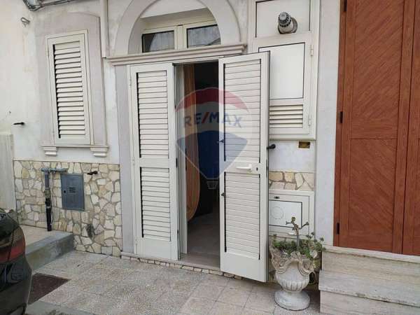 Foto Appartamento in affitto a Mattinata