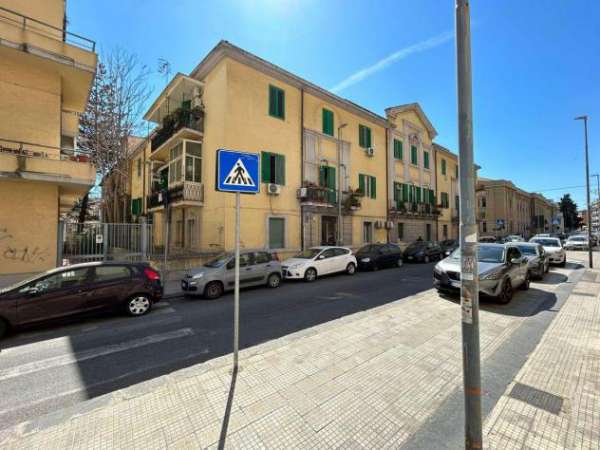 Foto Appartamento in affitto a Messina - 3 locali 90mq