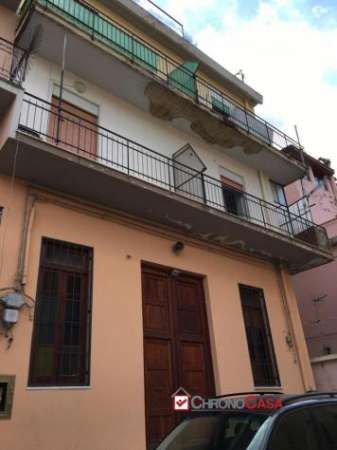 Foto Appartamento in affitto a Messina - 5 locali 120mq