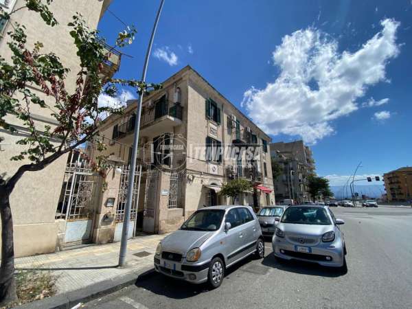 Foto Appartamento in affitto a Messina