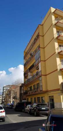 Foto Appartamento in Affitto a Messina Via Placida