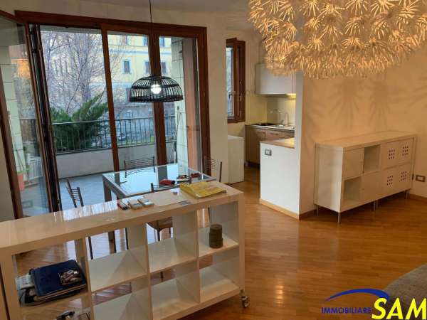 Foto Appartamento in affitto a Milano
